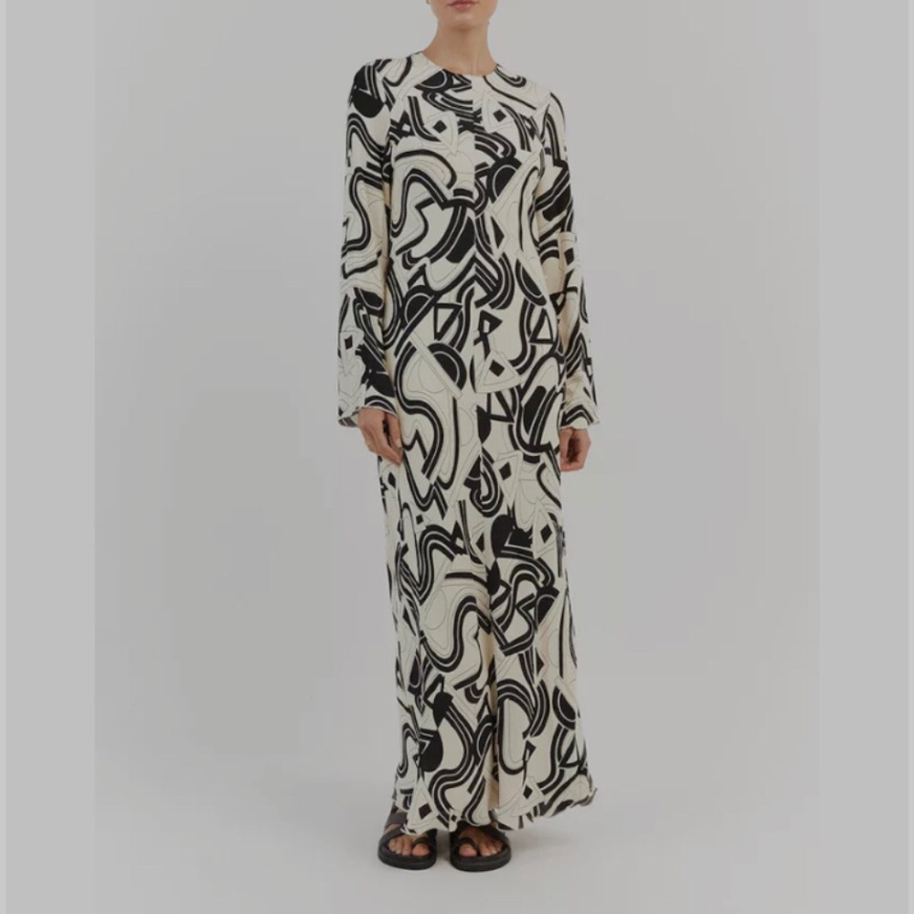 DISSH Black and White Abstract Maxi Dress